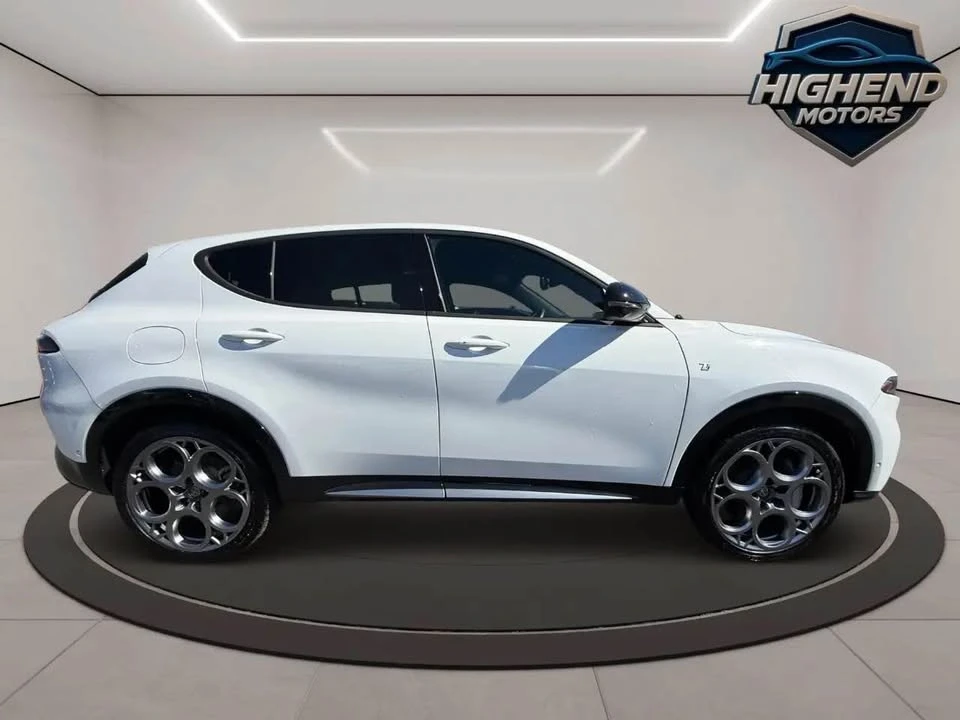 2024 Alfa Romeo Tonale - Image 2 of 6
