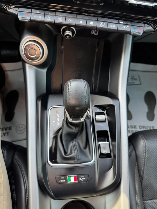 2024 Alfa Romeo Tonale - Image 14 of 19