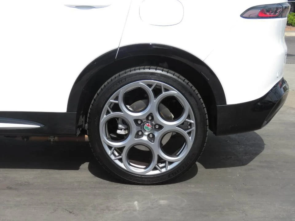 2024 Alfa Romeo Tonale - Image 5 of 14