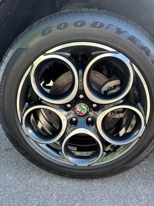 2024 Alfa Romeo Tonale - Image 8 of 12