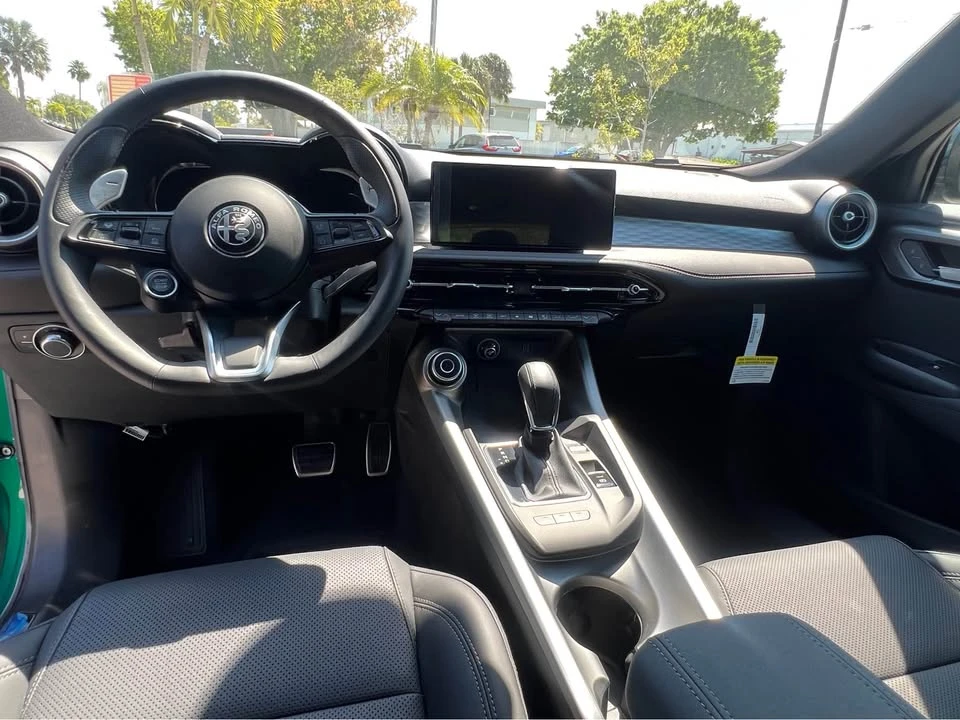 2024 Alfa Romeo Tonale - Image 2 of 20