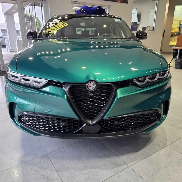 2024 Alfa Romeo Tonale - Image 2 of 10