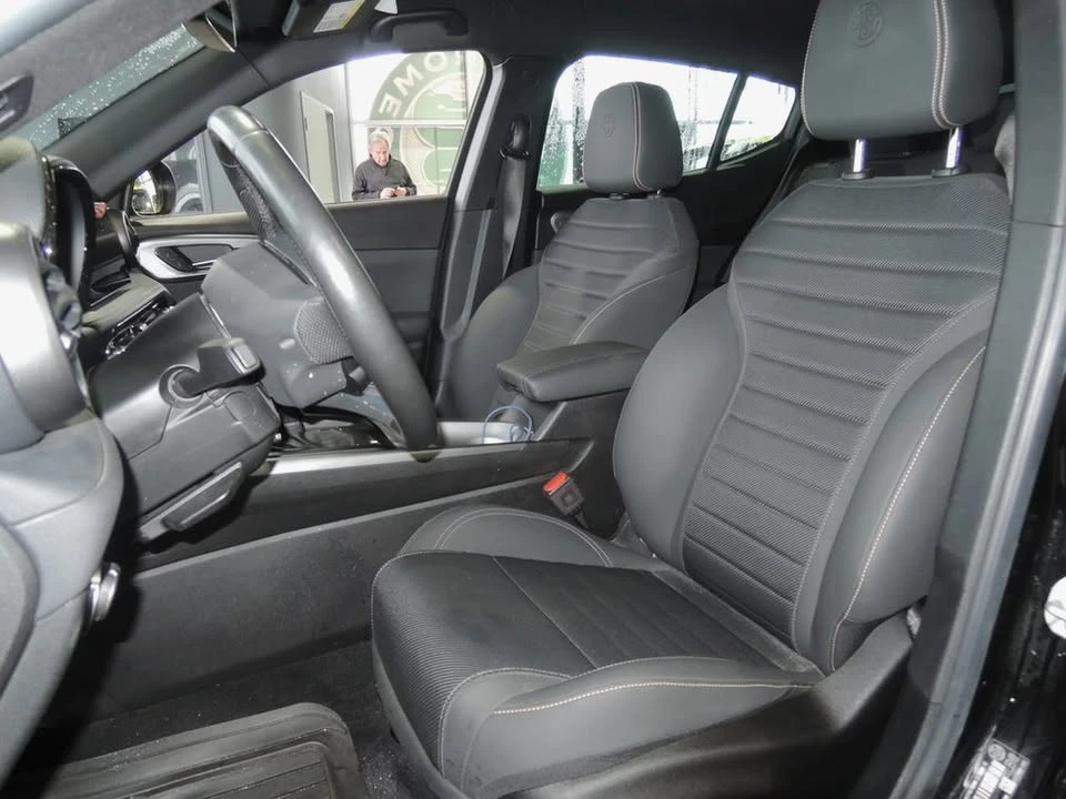 2024 Alfa Romeo Tonale - Image 5 of 10