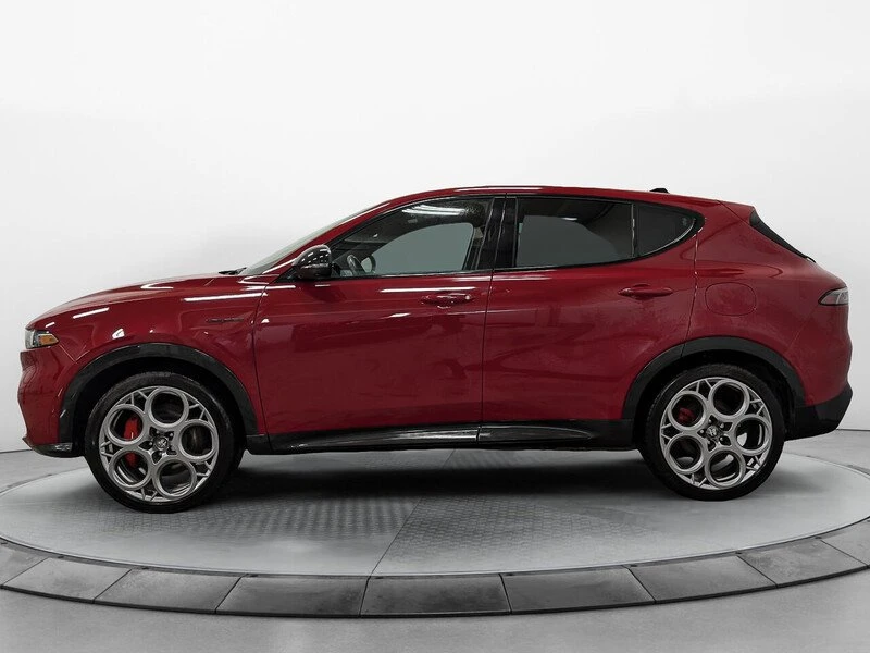 2024 Alfa Romeo Tonale - Image 2 of 18