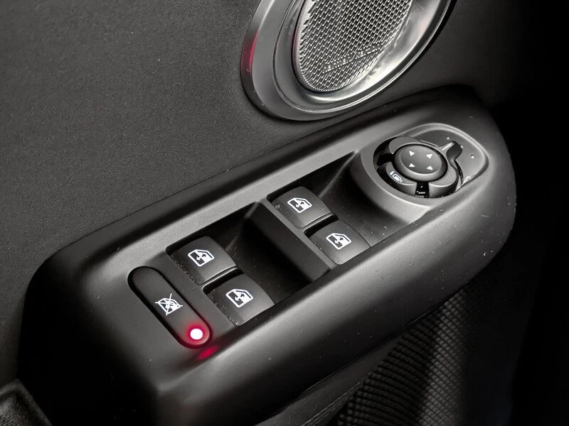2024 Alfa Romeo Tonale - Image 16 of 18