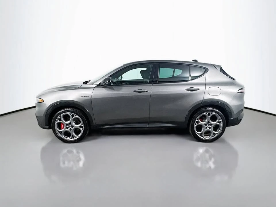 2024 Alfa Romeo Tonale - Image 2 of 20