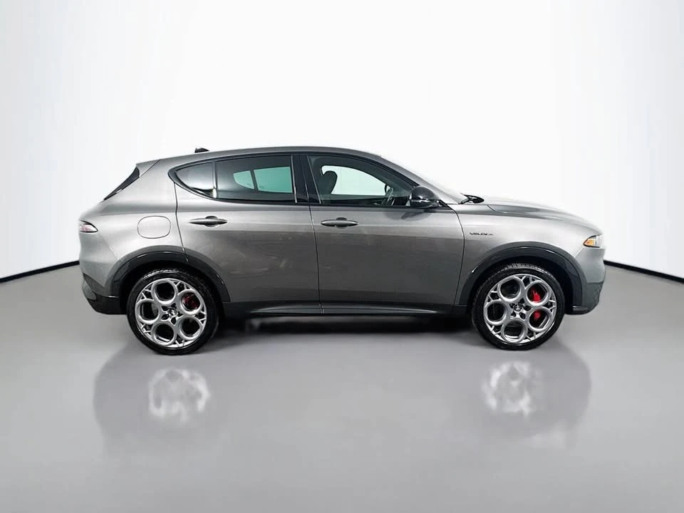2024 Alfa Romeo Tonale - Image 6 of 20