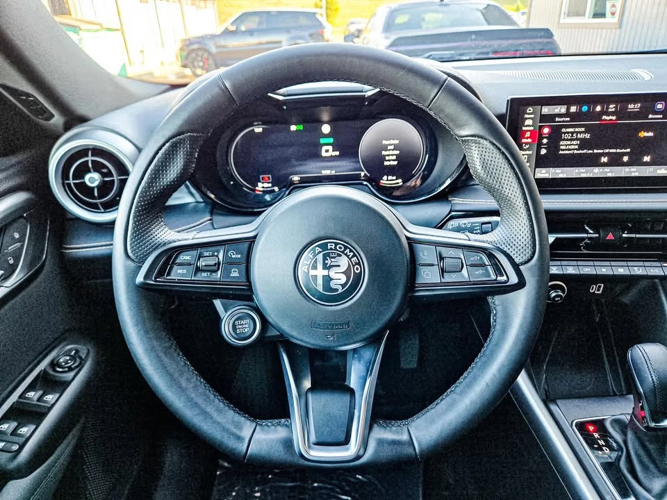 2024 Alfa Romeo Tonale - Image 18 of 19