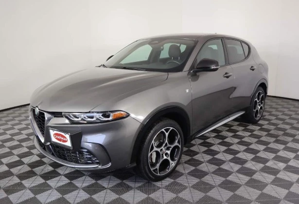 2024 Alfa Romeo Tonale - Image 2 of 12