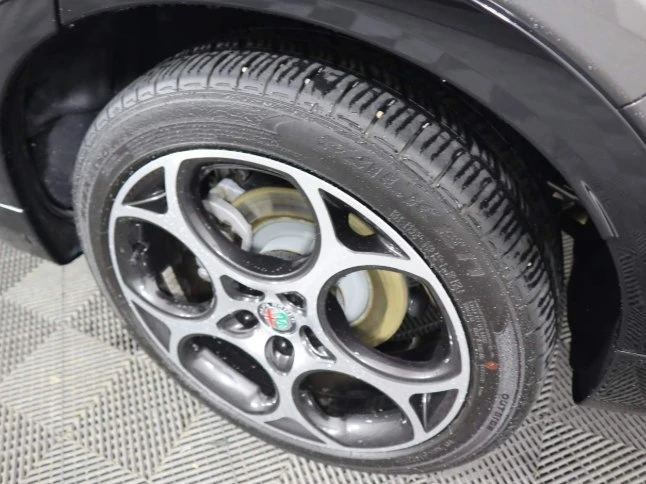 2024 Alfa Romeo Tonale - Image 6 of 12