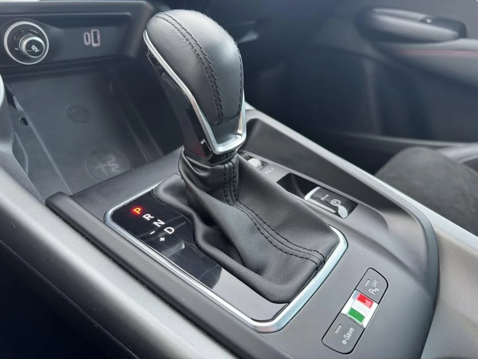 2024 Alfa Romeo Tonale - Image 14 of 18