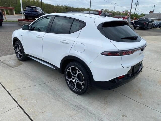 2024 Alfa Romeo Tonale - Image 7 of 20