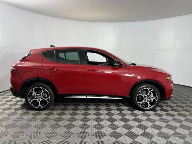 2024 Alfa Romeo Tonale - Image 3 of 15