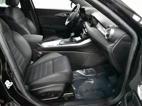 2024 Alfa Romeo Tonale - Image 14 of 20