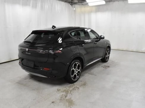 2024 Alfa Romeo Tonale - Image 5 of 20