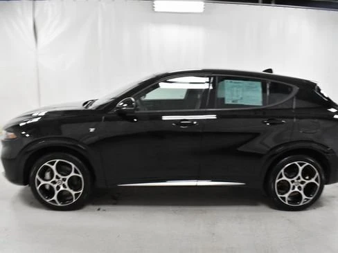 2024 Alfa Romeo Tonale - Image 8 of 20