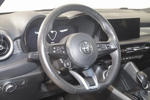 2024 Alfa Romeo Tonale - Image 5 of 19