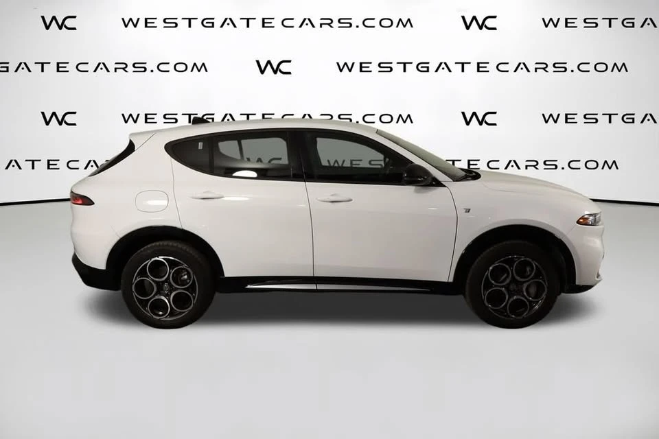 2024 Alfa Romeo Tonale - Image 19 of 20