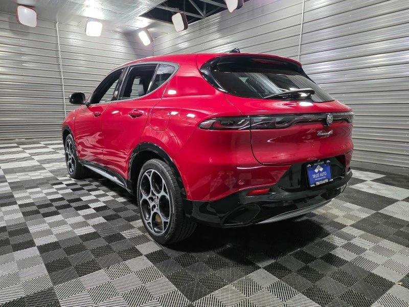 2024 Alfa Romeo Tonale - Image 7 of 19
