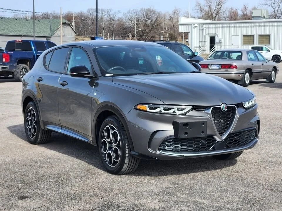2024 Alfa Romeo Tonale - Image 3 of 12