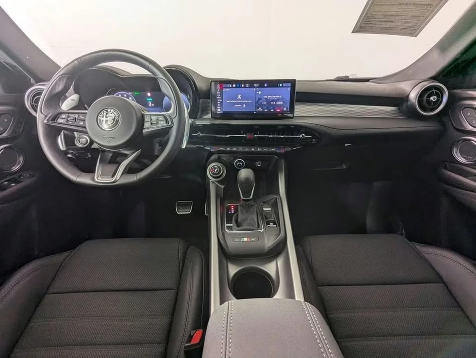 2024 Alfa Romeo Tonale - Image 6 of 11