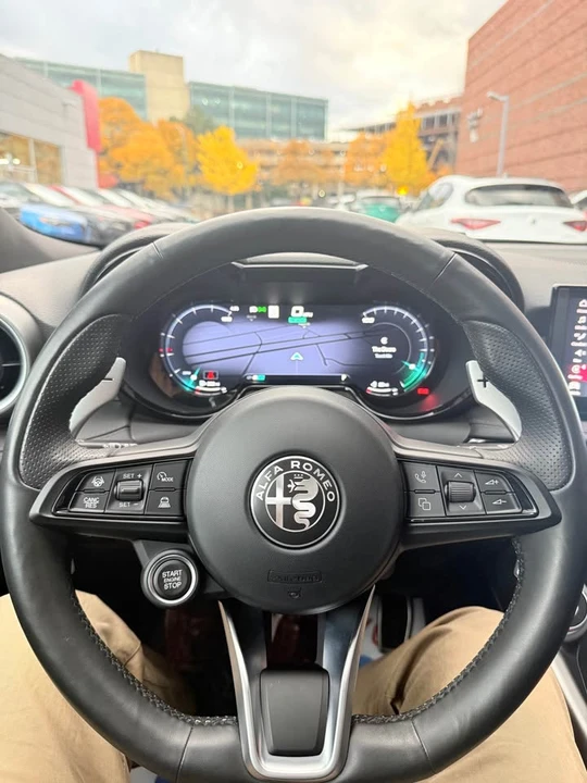 2024 Alfa Romeo Tonale - Image 13 of 15