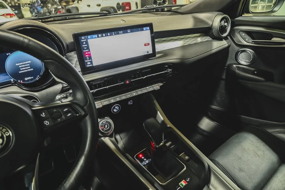2024 Alfa Romeo Tonale - Image 12 of 19