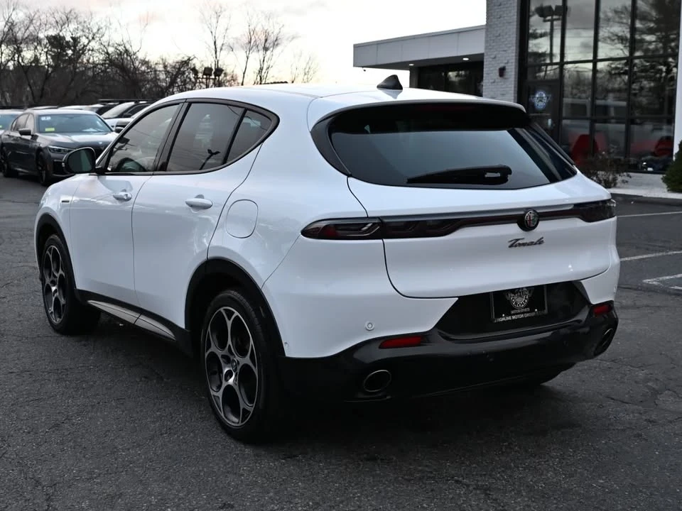 2024 Alfa Romeo Tonale - Image 10 of 20