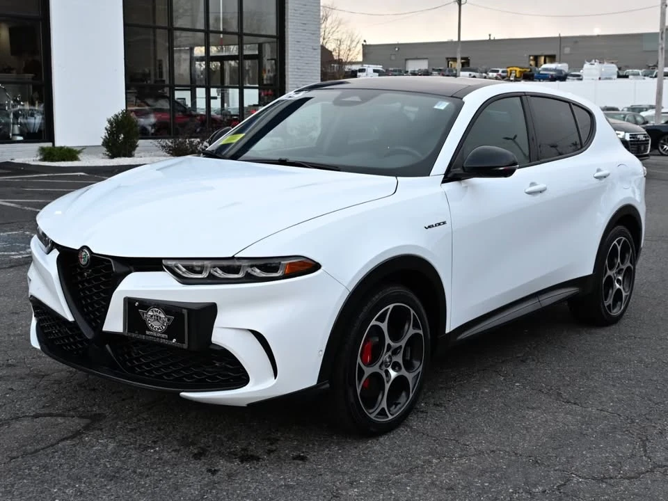 2024 Alfa Romeo Tonale - Image 2 of 20
