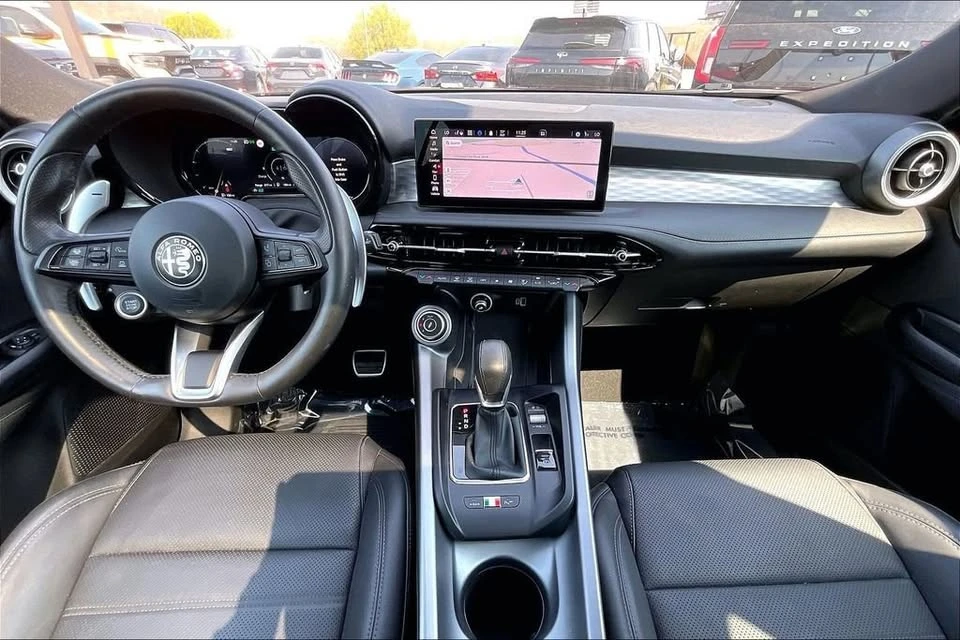 2024 Alfa Romeo Tonale - Image 7 of 15