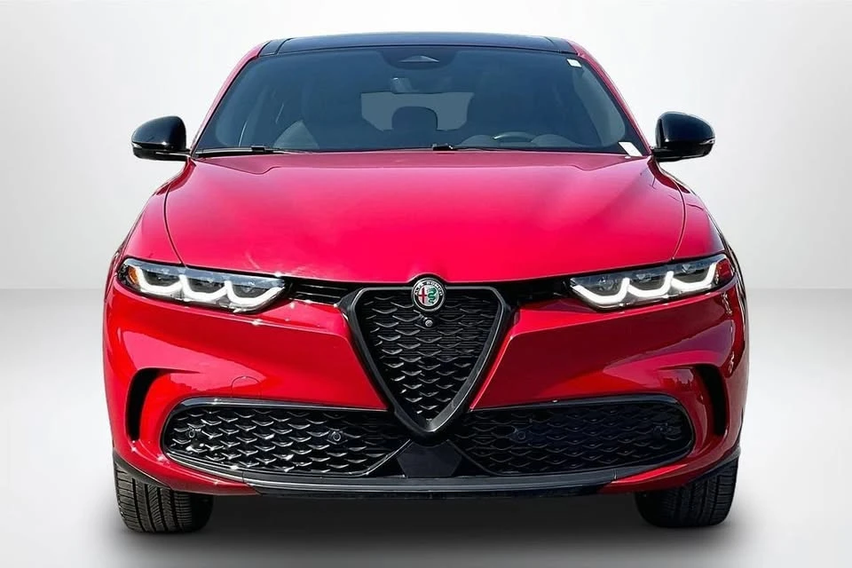 2024 Alfa Romeo Tonale - Image 2 of 15
