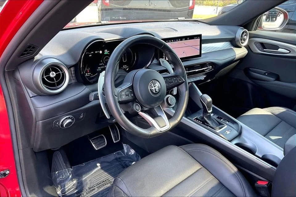 2024 Alfa Romeo Tonale - Image 14 of 15