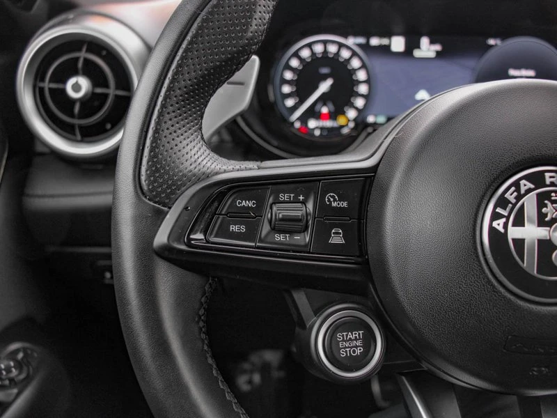 2024 Alfa Romeo Tonale - Image 11 of 19