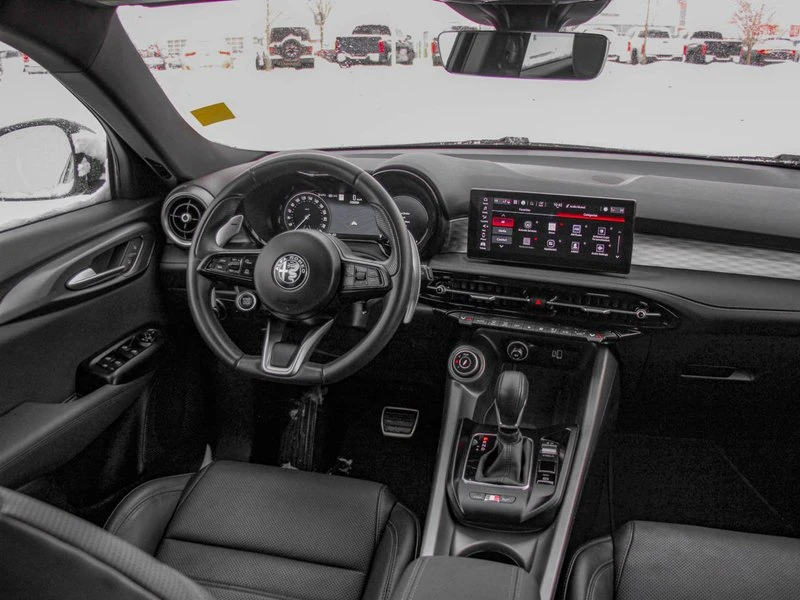 2024 Alfa Romeo Tonale - Image 16 of 19