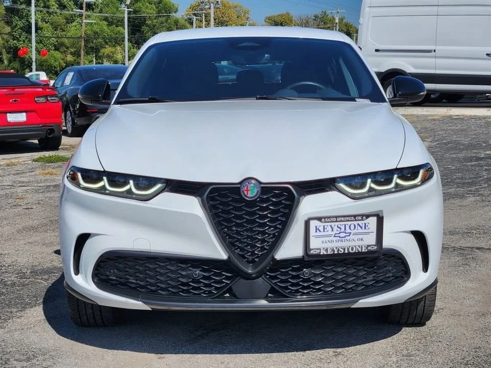 2024 Alfa Romeo Tonale - Image 2 of 3