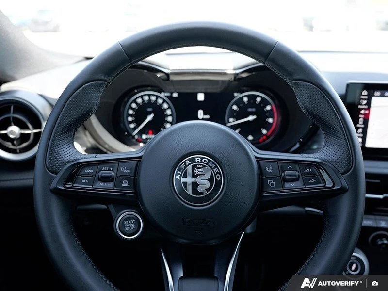2024 Alfa Romeo Tonale - Image 10 of 20