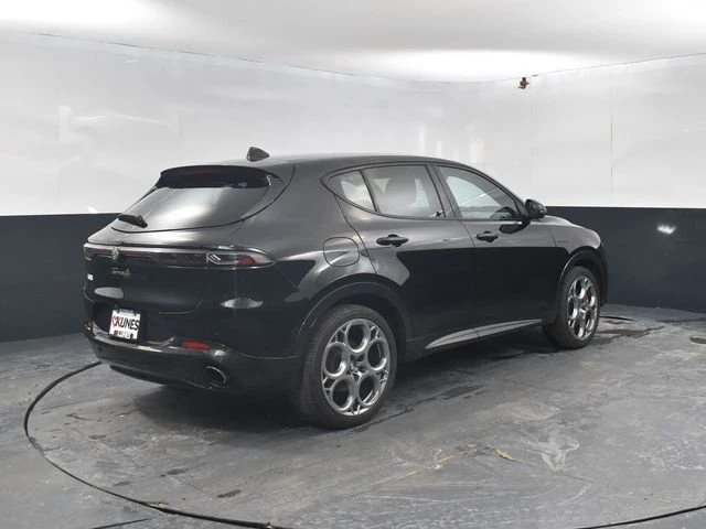 2024 Alfa Romeo Tonale - Image 8 of 20