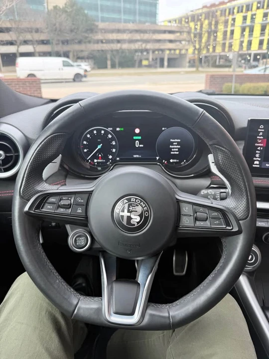 2024 Alfa Romeo Tonale - Image 13 of 15