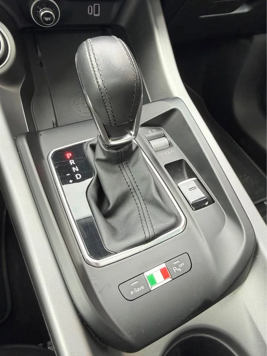 2024 Alfa Romeo Tonale - Image 11 of 15