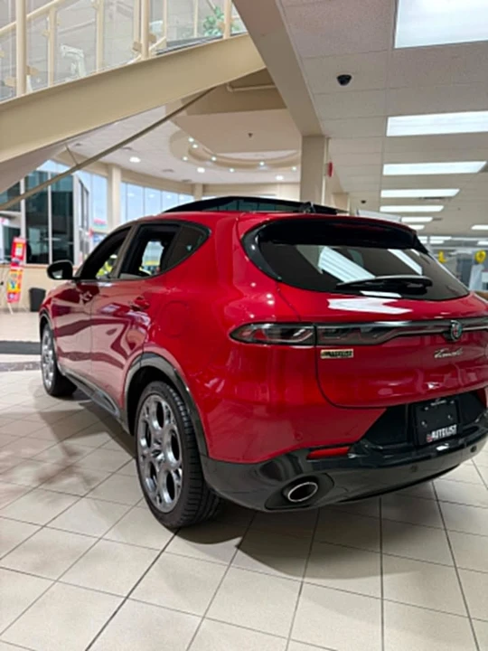 2024 Alfa Romeo Tonale - Image 4 of 10