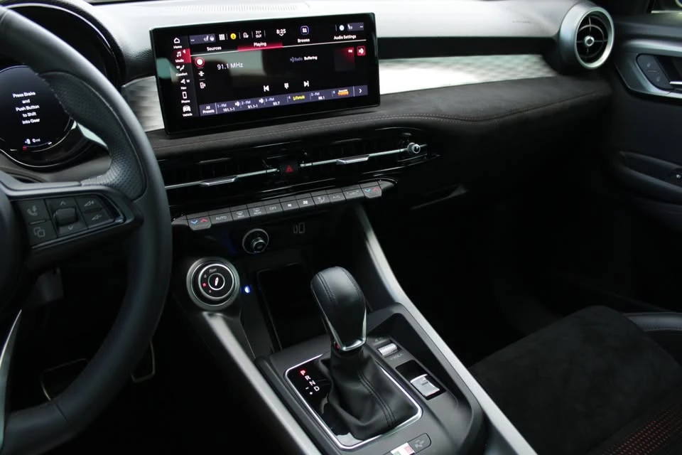 2024 Alfa Romeo Tonale - Image 13 of 20