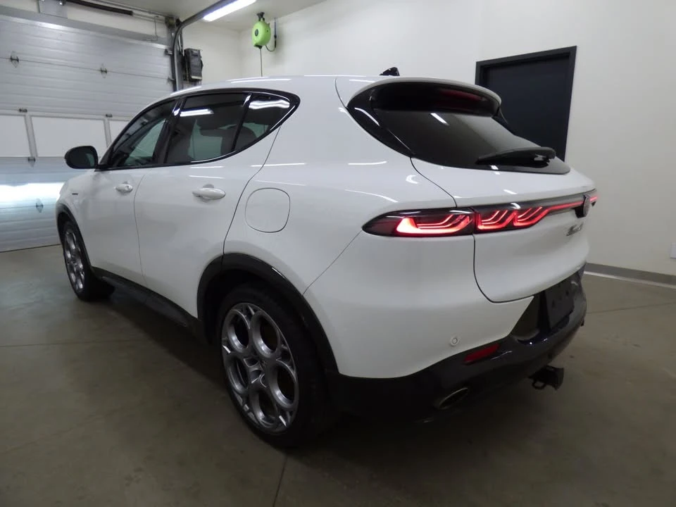 2024 Alfa Romeo Tonale - Image 2 of 19