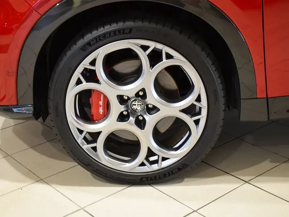 2024 Alfa Romeo Tonale - Image 19 of 20