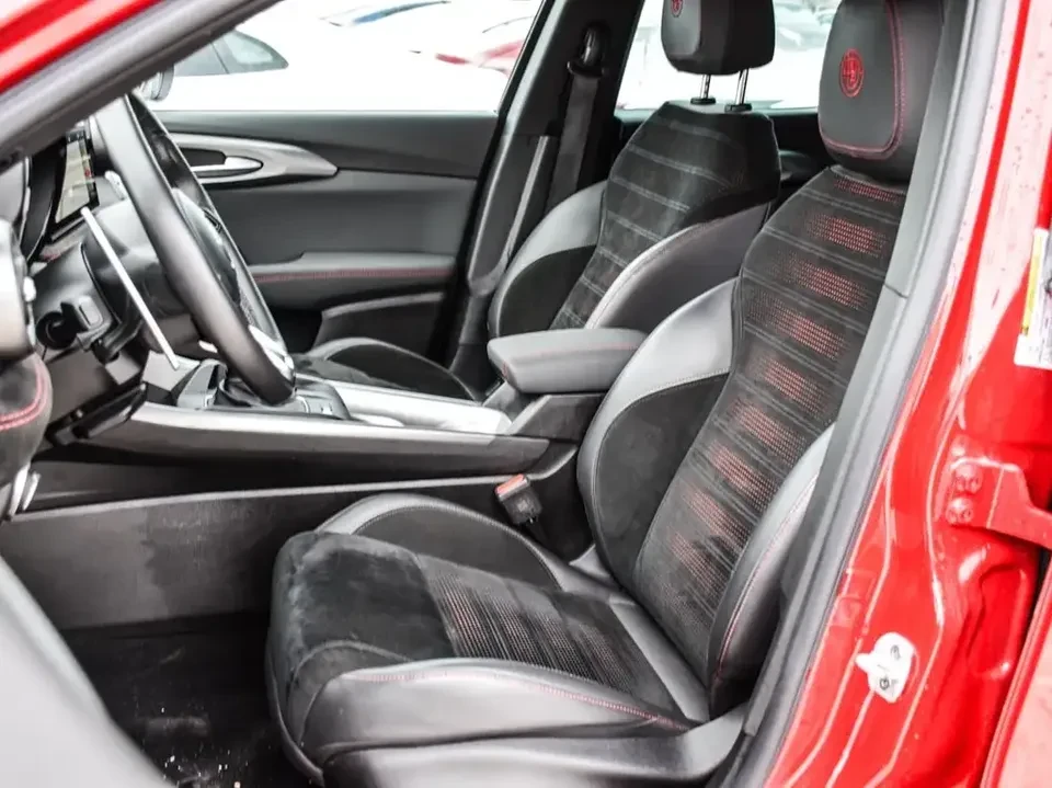 2024 Alfa Romeo Tonale - Image 7 of 20