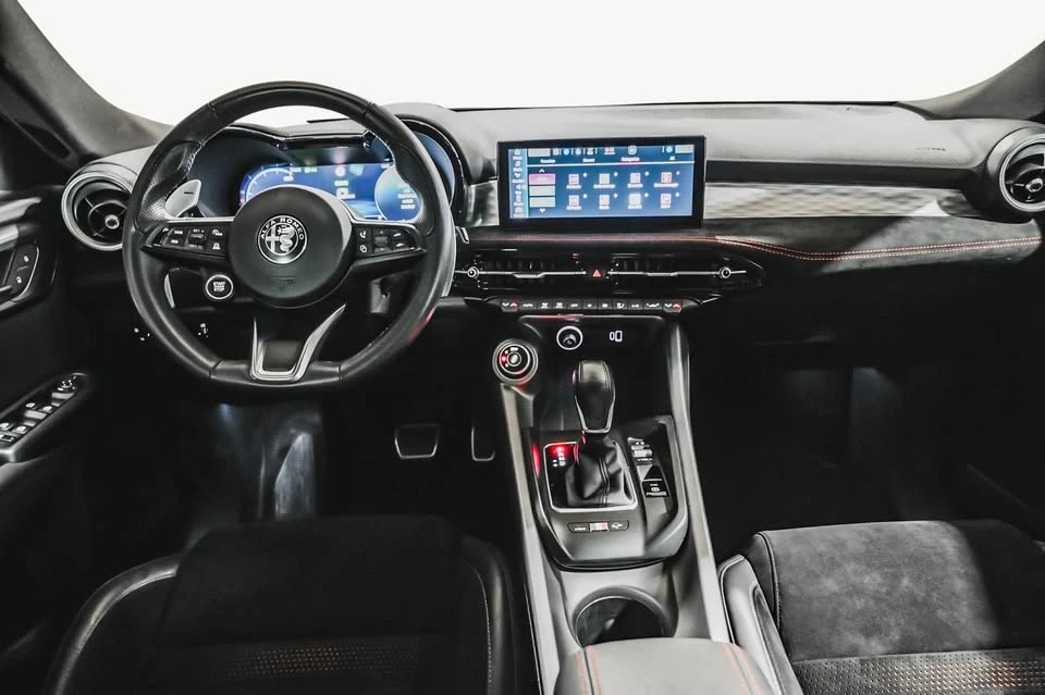 2024 Alfa Romeo Tonale - Image 13 of 19