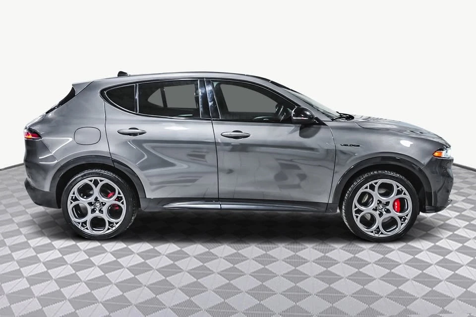 2024 Alfa Romeo Tonale - Image 8 of 19