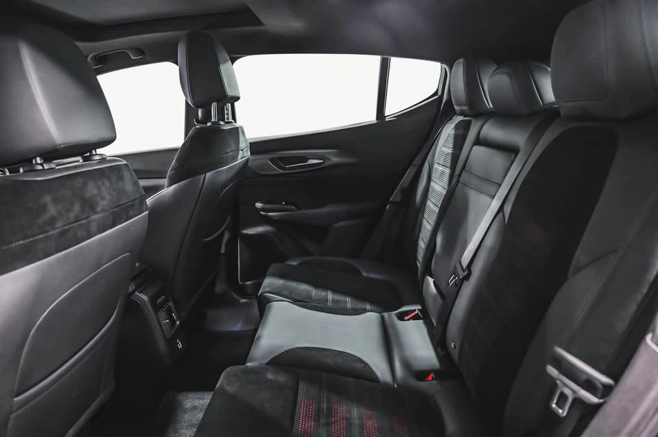 2024 Alfa Romeo Tonale - Image 18 of 19