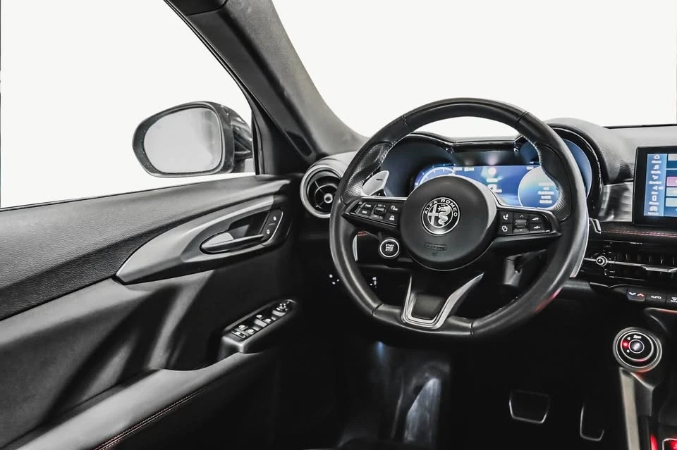 2024 Alfa Romeo Tonale - Image 14 of 19