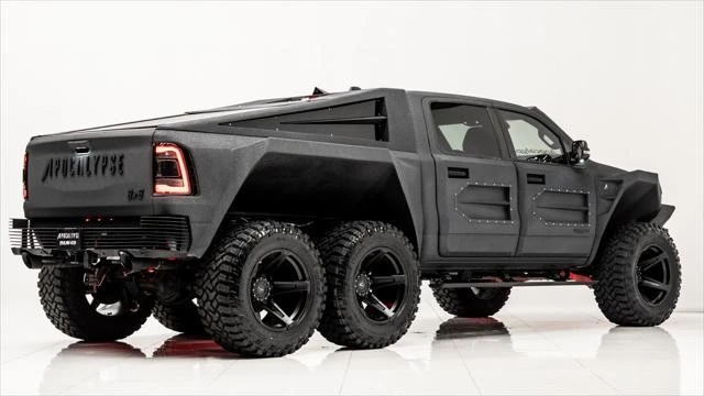2024 Ram 1500 - Image 16 of 31