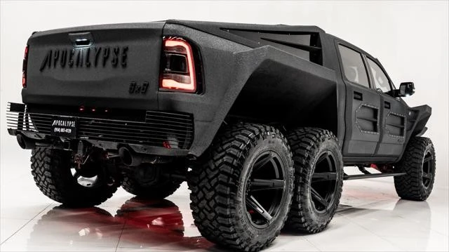 2024 Ram 1500 - Image 17 of 31
